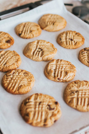 TikTok Peanut Butter Cookies | 3 Ingredient Peanut Butter Cookies