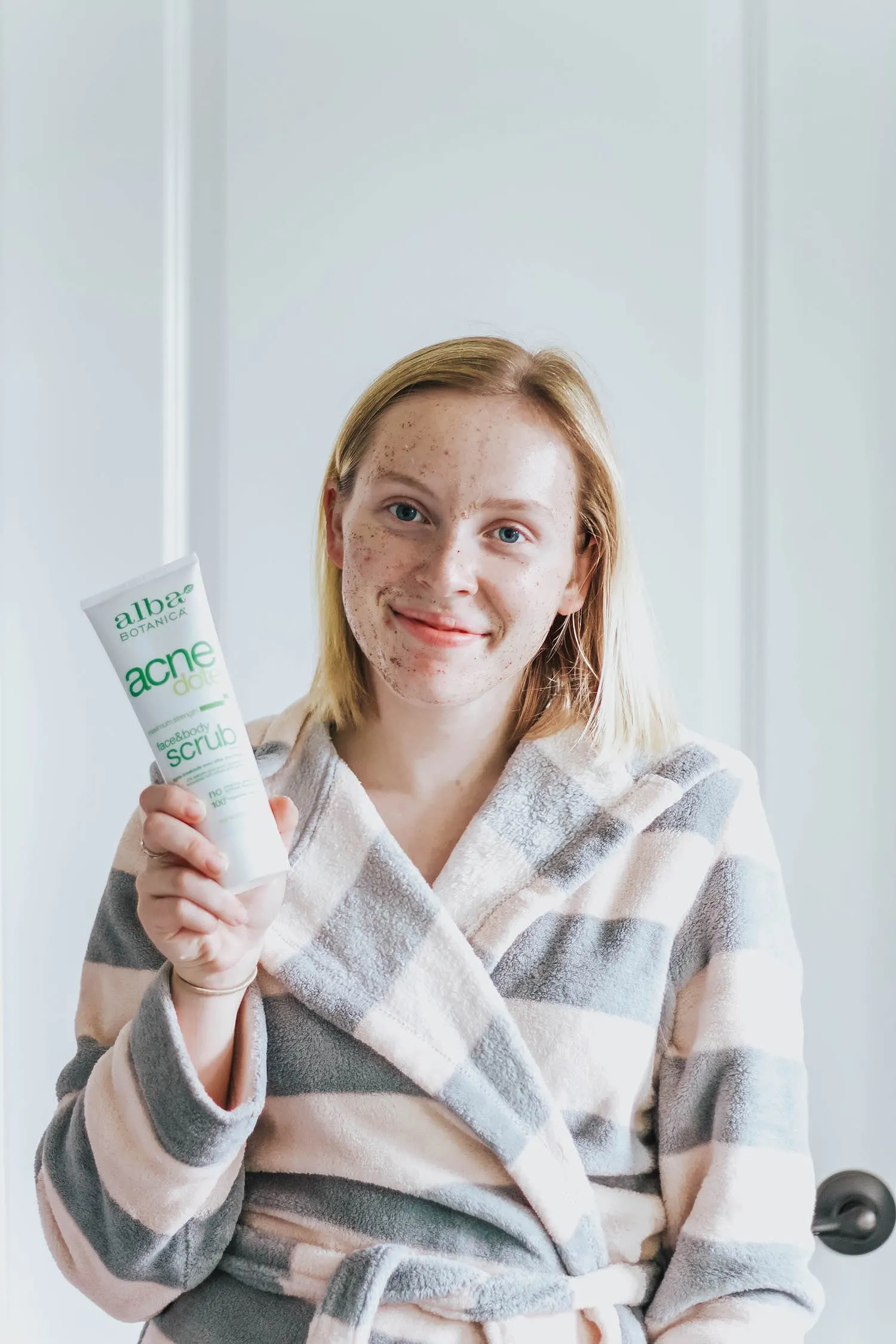 How to Get Rid of Acne [Alba Botanica® Acnedote™ Review]