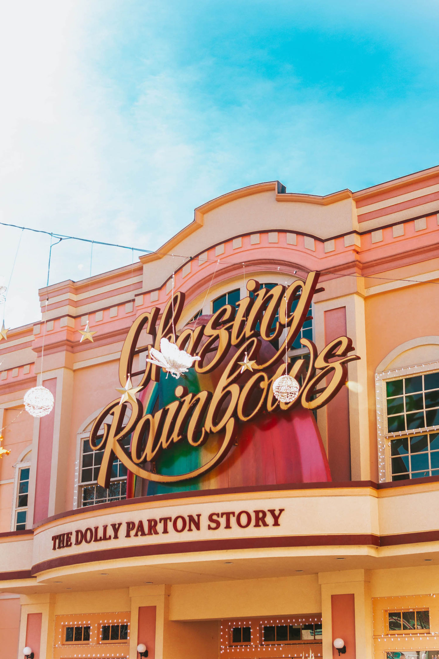 Dolly Parton Museum Chasing Rainbows